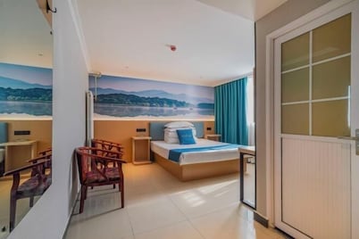 Meida Hotel Beijing (Tongjin South Road Metro Station)