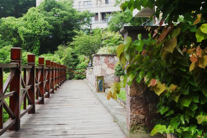 숙박 시설 구내