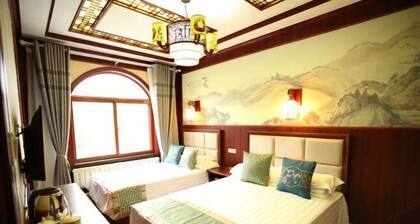 Qinyong Scenic Area Inn
