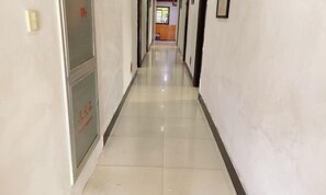 Interior - Qingshui Hostel (Shanghai)