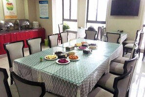 Unclassified image, 3 of 11, button - nanyuan e home hotel （liu an Railway Station Hotel ） ） (Lu'an)