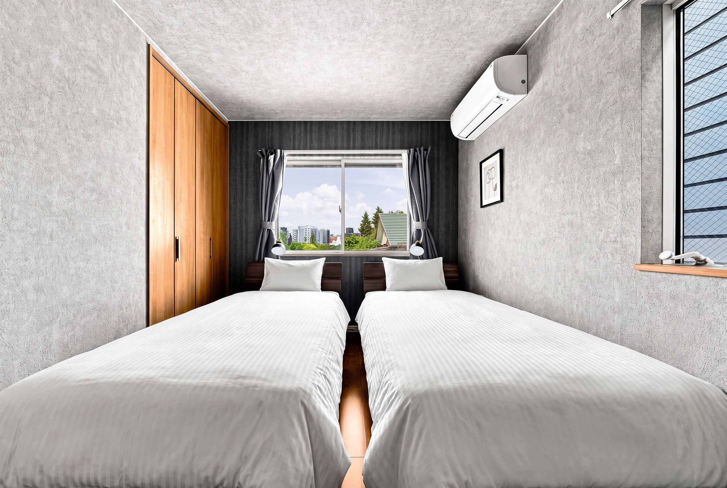 4 habitaciones, escritorio, tabla de planchar con plancha y wifi gratis 