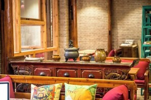 Interior - Huayutang Renwen Inn (Luoping)