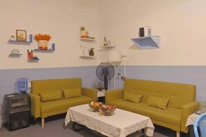 Interior - Gouqidao Hostel (Shengsi)