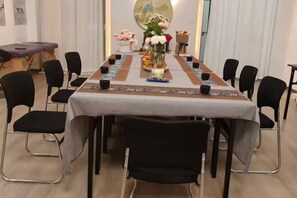 Restaurant - Huayi Hotel (Harbin CapitaLand Airport Bus Station) (Harbin)
