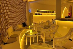 Bar (on property) - Shenzhen-Shantou Special Cooperation Zone Nanfangao Fishing Port Resort (Haifeng)