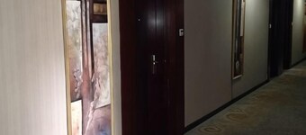 Tiantian Holiday Hotel