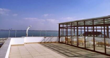 Jiusu Shanshuijian Guesthouse