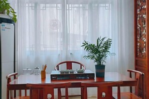 Ảnh chưa phân loại, 4 trong số 81 ảnh, nút