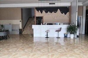 Lobby - Gengma ziqidonglai Hotel (Gengma)