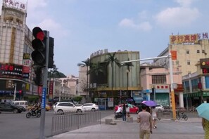 Unclassified image, 5 of 15, button - Buxing Hotel (Zhongshan)