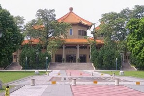 Unclassified image, 2 of 15, button - Buxing Hotel (Zhongshan)