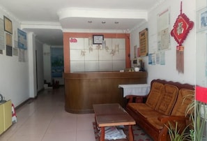 Lobby - Jinju Hostel (Shanghai)