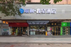 未分类图片，第 3 张，共 10 张，按钮