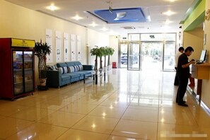 المنشأة من الداخل