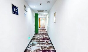Interior - Days Inn Chain Hotel (Beijing Shangdi Xixiaokou Subway Station) (Beijing)