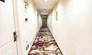 Interior - Days Inn Chain Hotel (Beijing Shangdi Xixiaokou Subway Station) (Beijing)