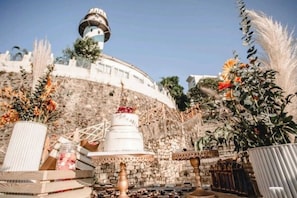 Khu ẩm thực ngoài trời