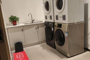 Laundry room - Lavande Hotel (Chaozhou Fortune Center) (Chaozhou)