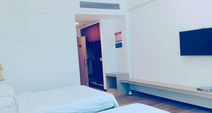 Enping Jinjiang Hotspring Hotel