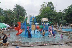 Unclassified image, 4 of 227, button - Enping Jinjiang Hotspring Hotel (Enping)