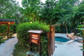 Unclassified image, 5 of 227, button - Enping Jinjiang Hotspring Hotel (Enping)