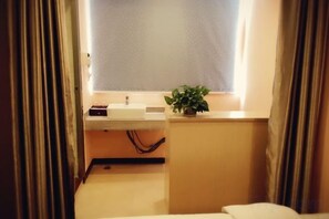 Unclassified image, 4 of 45, button - Dongguan Tian Boutique Hotel (Dongguan)