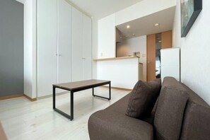 Room - CITYSPIRE Namba WEST (Osaka)