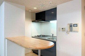 Room - CITYSPIRE Namba WEST (Osaka)