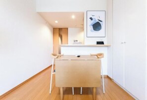 Room - CITYSPIRE Namba WEST (Osaka)