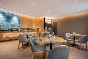 Ảnh chưa phân loại, 3 trong số 80 ảnh, nút