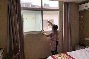 Unclassified image, 5 of 14, button - Jixi School Hotel (Jixi)