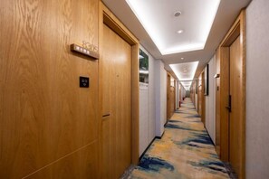 Interior - Super 8 Collection Hotel Beijing Guomao Baiziwan Subway Station (Beijing)