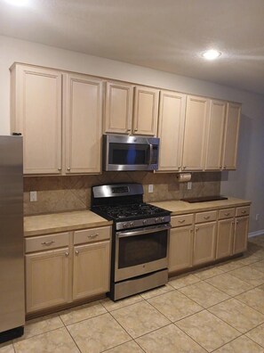 Microwave, stovetop, dishwasher - Cozy spacious &luxury getaway (Spring)