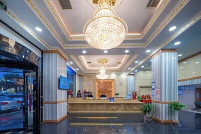 Shencheng Hotel (Xuancheng RT Mart Branch)