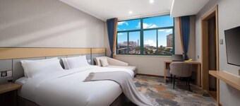 Shencheng Hotel (Xuancheng RT Mart Branch)