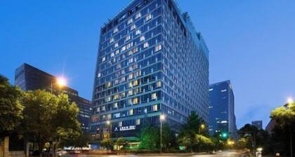 Three Gorges Serviced Apartments