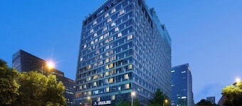 Three Gorges Serviced Apartments