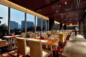 Restaurant - Three Gorges Serviced Apartments (Chengdu)