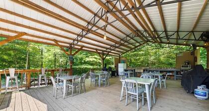 Clover's Nook-Cabin on Hidden Paradise Farms