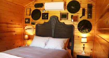 Honeysuckle’s Haven-Cabin on Hidden Paradise Farms