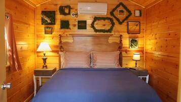 1 Schlafzimmer, BĂŒgeleisen/BĂŒgelbrett, Reisekinderbett, kostenloses WLAN