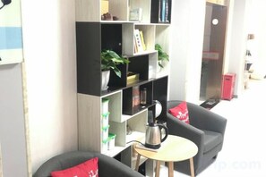 Interior - AAliansuojiudian (Shanghai)