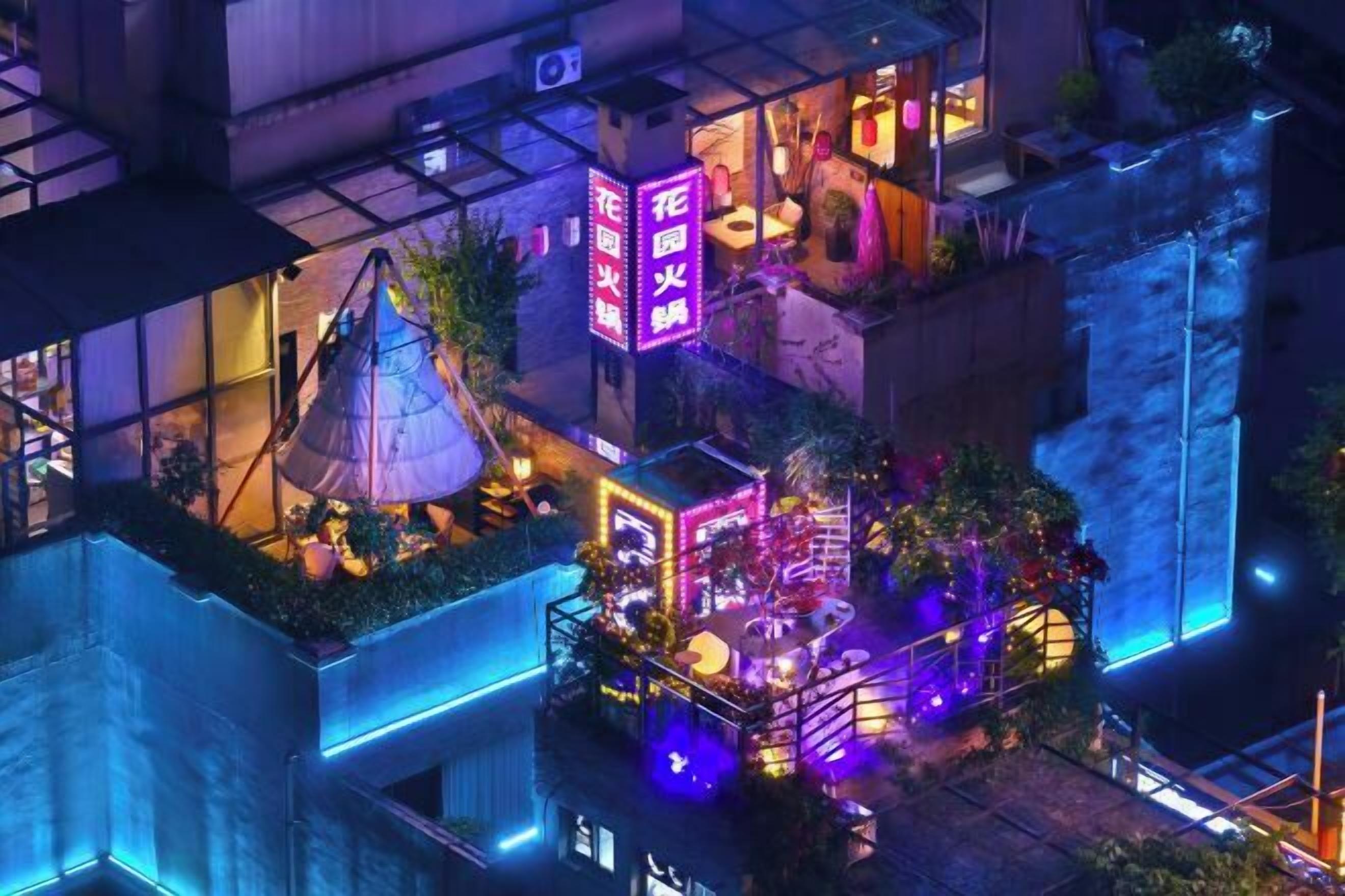 المنشأة من الخارج