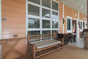 Interior - RedDoorz @ Queens Hometel (Tagum)