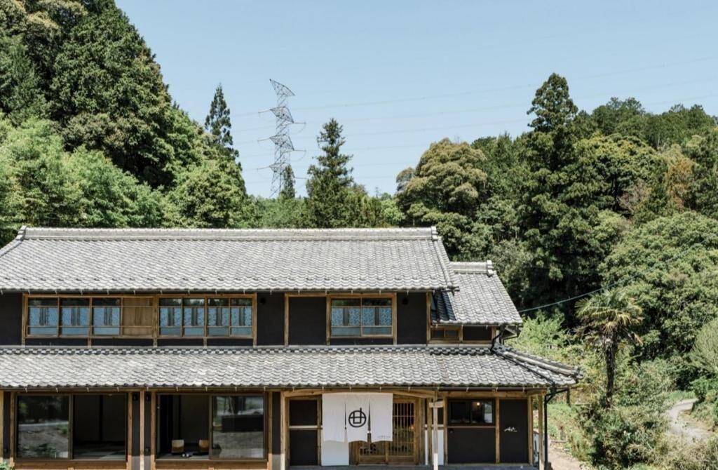 施設の正面