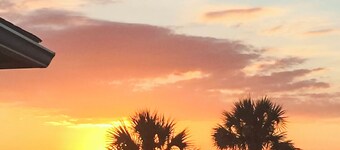 625 Oceanfront Surf Villas @ Ponte Vedra Beach, near TPC Sawgrass & Mayo Clinic!