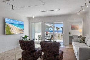 スマートテレビ、書庫