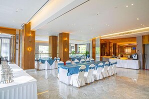 Unclassified image, 3 of 66, button - egret land Hotel (Chongqing)