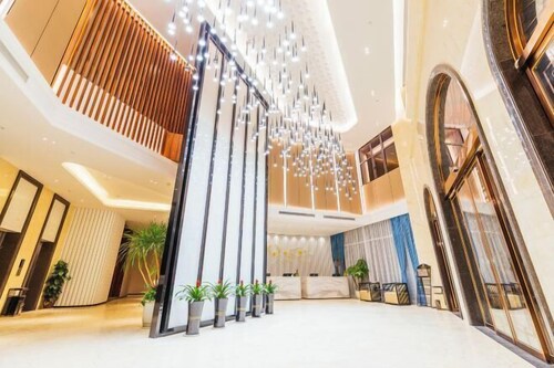 Sovereign Garden Hotel